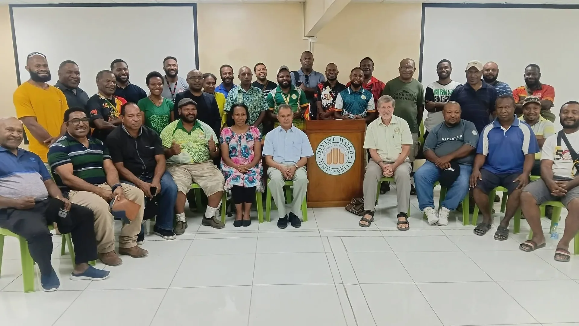 DWU Alumni in Port Moresby Welcome Incoming President and New DWU Alumni Coordinator