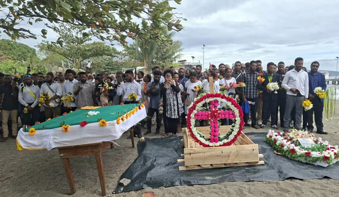 DWU Rabaul Campus Prayer Tribute